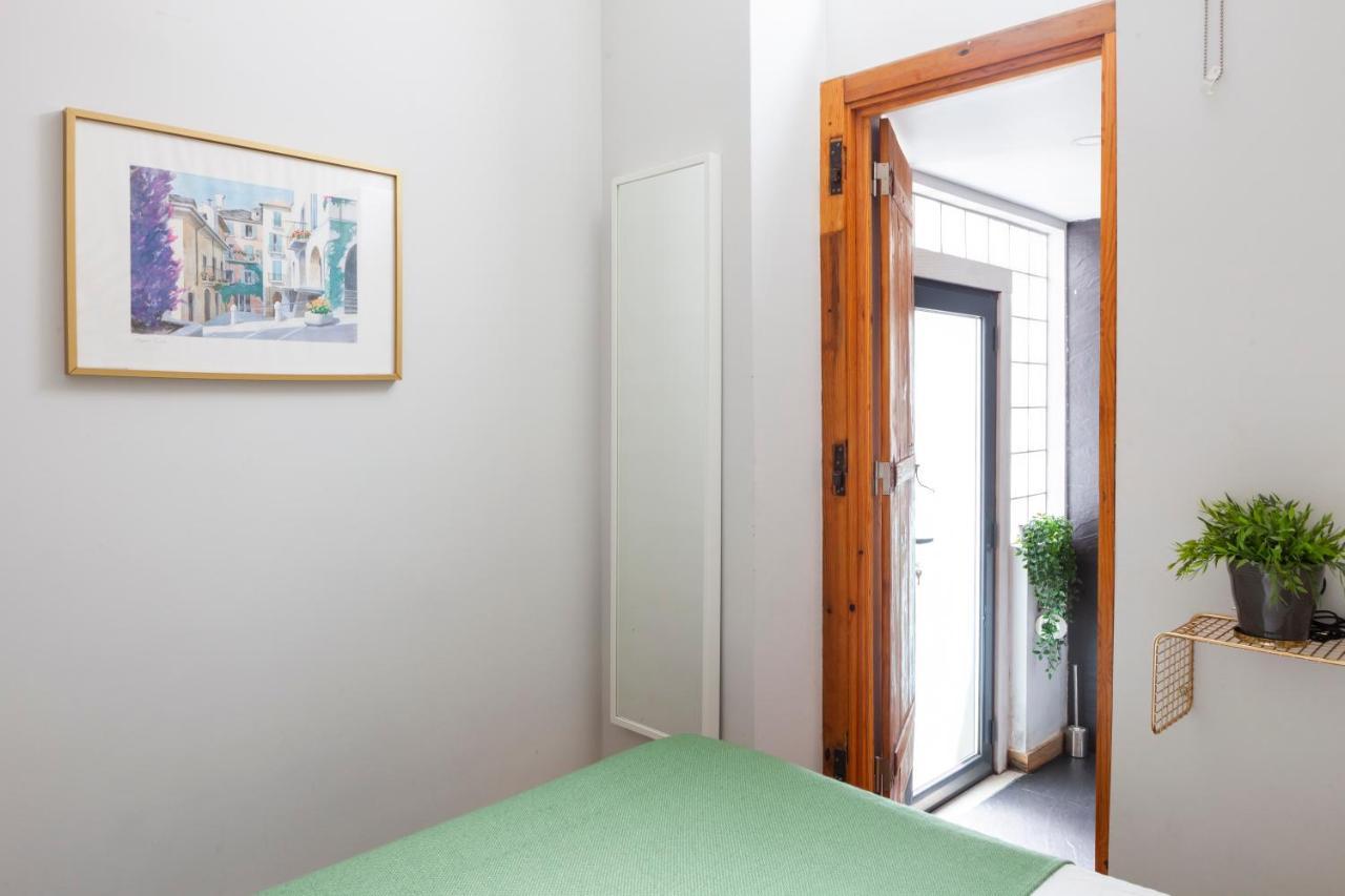 Alfama Terrace Apartment With Authentic XVIII Tiles And Historic Notes 3 Bedrooms & 2 Bathrooms Ac Lisboa Eksteriør billede