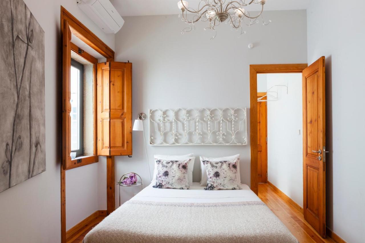 Alfama Terrace Apartment With Authentic XVIII Tiles And Historic Notes 3 Bedrooms & 2 Bathrooms Ac Lisboa Eksteriør billede