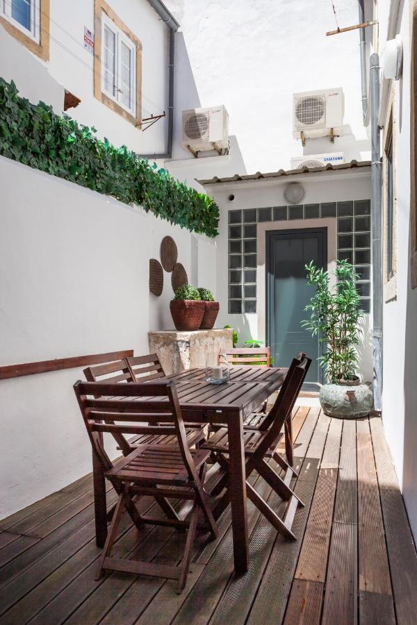 Alfama Terrace Apartment With Authentic XVIII Tiles And Historic Notes 3 Bedrooms & 2 Bathrooms Ac Lisboa Eksteriør billede