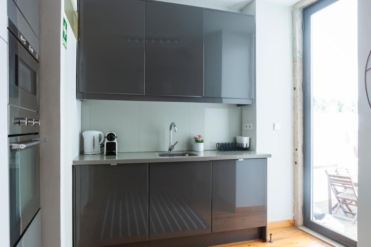 Alfama Terrace Apartment With Authentic XVIII Tiles And Historic Notes 3 Bedrooms & 2 Bathrooms Ac Lisboa Eksteriør billede