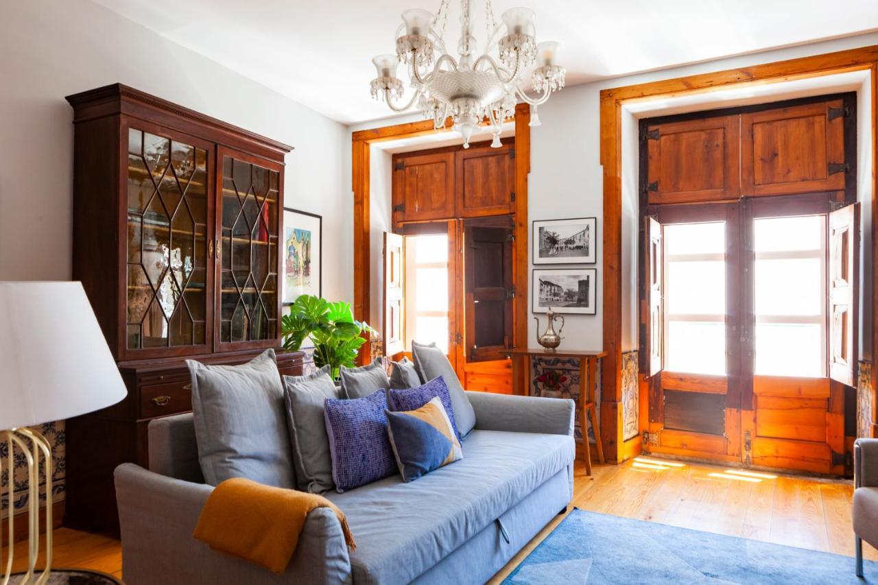 Alfama Terrace Apartment With Authentic XVIII Tiles And Historic Notes 3 Bedrooms & 2 Bathrooms Ac Lisboa Eksteriør billede