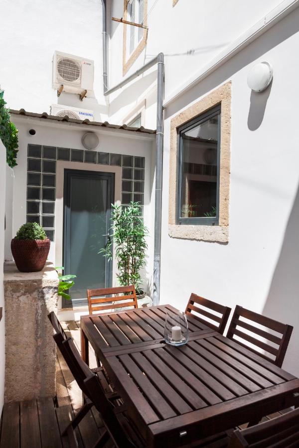 Alfama Terrace Apartment With Authentic XVIII Tiles And Historic Notes 3 Bedrooms & 2 Bathrooms Ac Lisboa Eksteriør billede