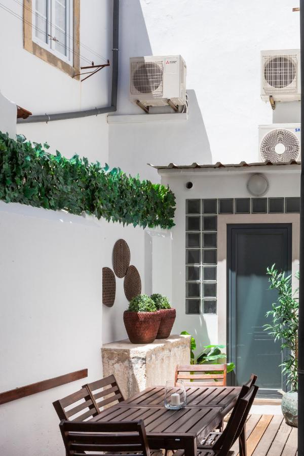 Alfama Terrace Apartment With Authentic XVIII Tiles And Historic Notes 3 Bedrooms & 2 Bathrooms Ac Lisboa Eksteriør billede