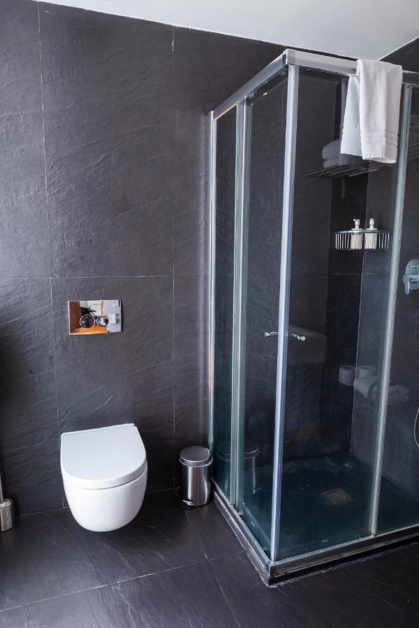 Alfama Terrace Apartment With Authentic XVIII Tiles And Historic Notes 3 Bedrooms & 2 Bathrooms Ac Lisboa Eksteriør billede